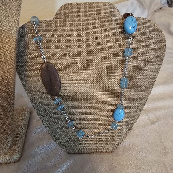 3 Lia Sophia Necklaces - Picture 10 of 10